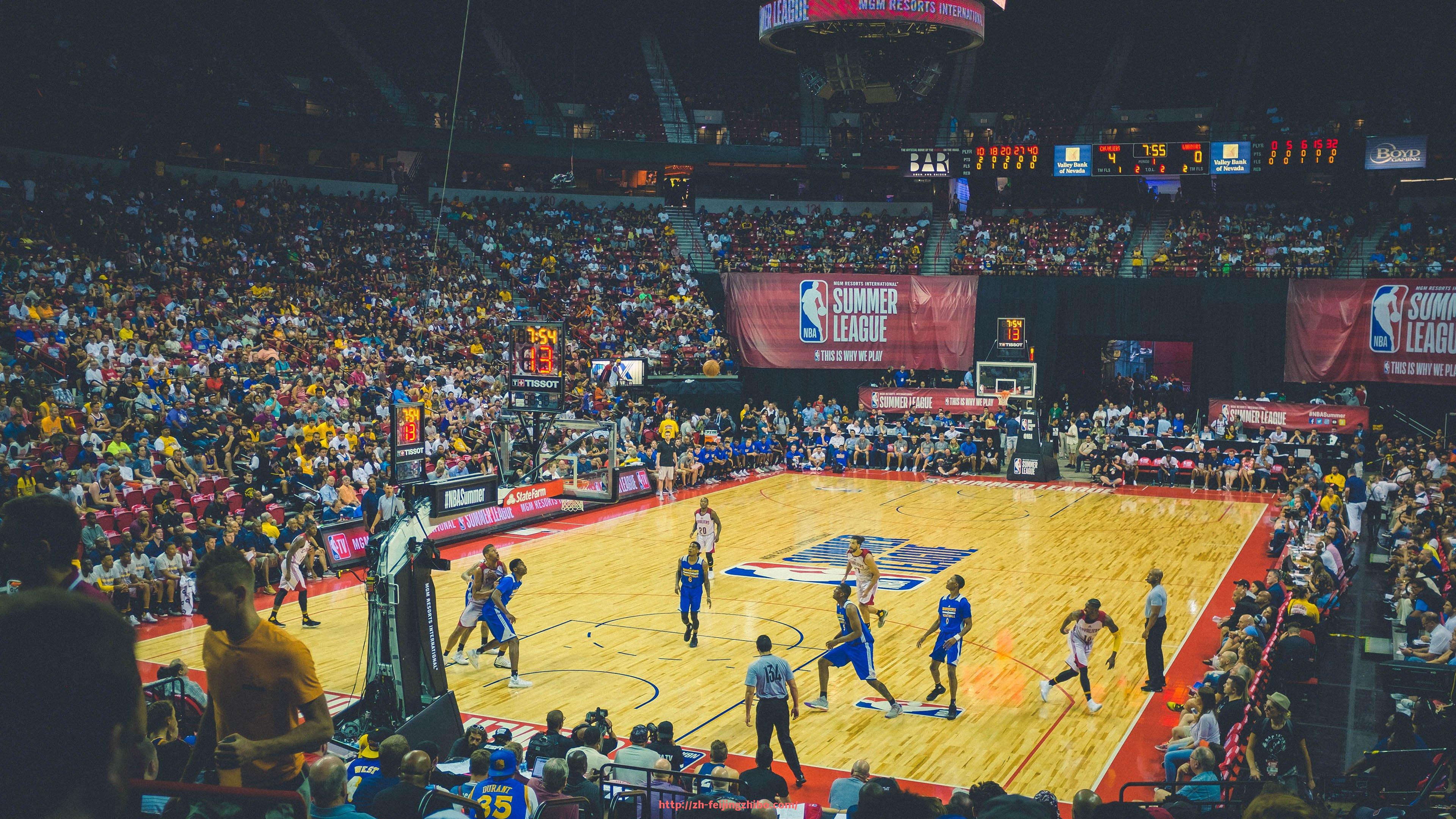 飞鲸体育直播-球员状态曲线对比：世俱杯前后谁在持续进步？